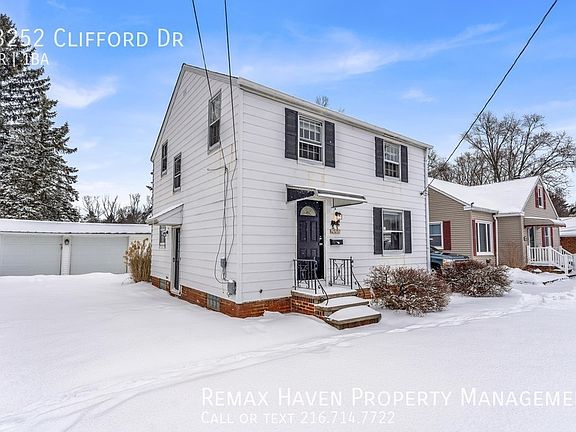 2nd image of 23252 Clifford Dr