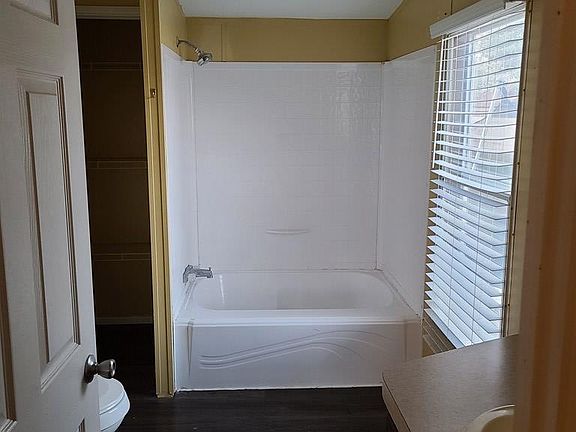 5th image of 7552 W Blair St