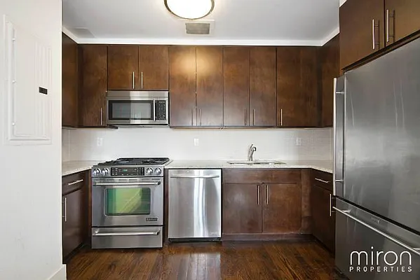 Sold by Miron Properties | media 14