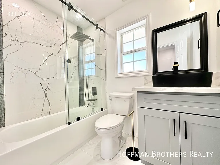 6243 Platt Ave — Photo 14