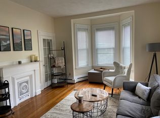 74 Surrey St #1, Brighton, MA 02135