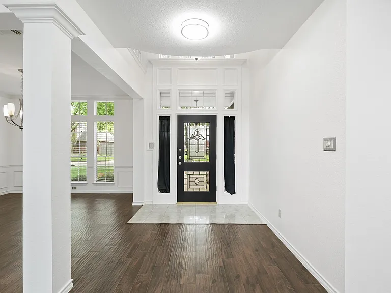 210 Wilkins Xing — Photo 7