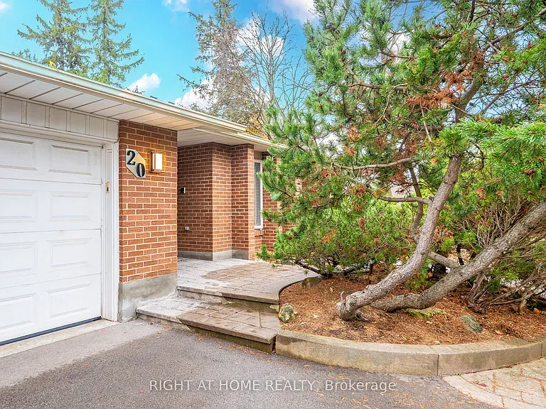 20 Pine Ridge Ln — Photo 3