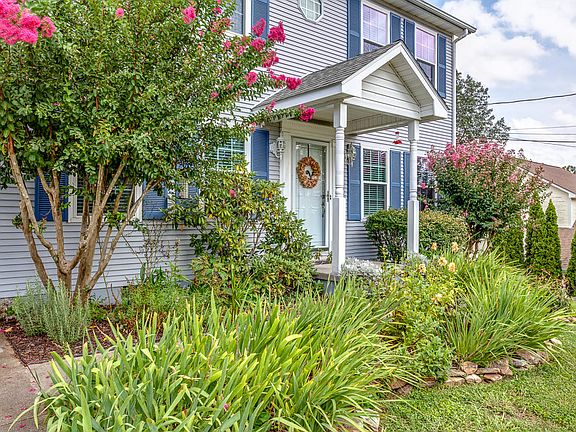 3rd image of 9021 Tall Timber Dr