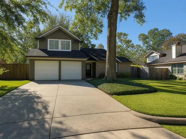 3230 Glade Springs Dr, Houston, TX 77002