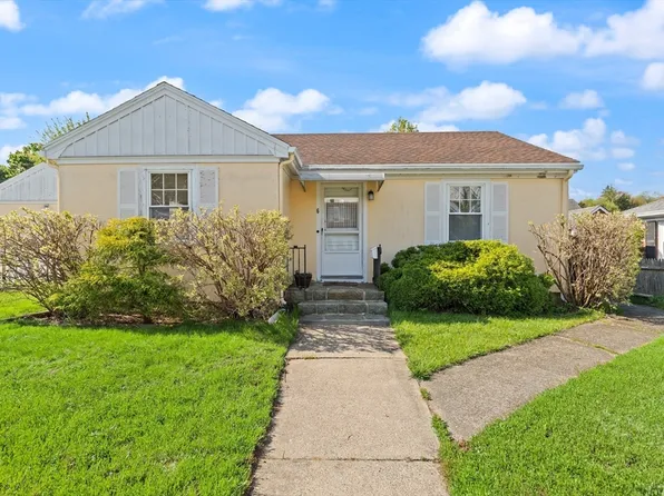 6 Corliss Ave, Gloucester, MA 01930