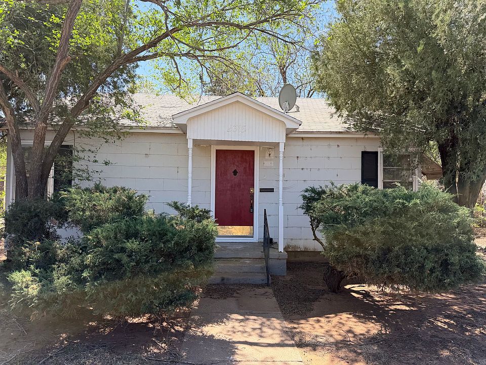 1st image of 2315 32nd St