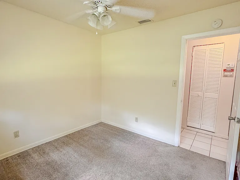 2109 Melanie Dr — Photo 12