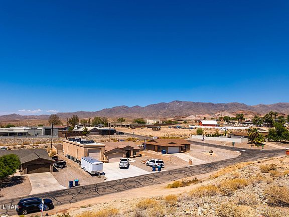 4th image of 3632 Desert Garden Dr