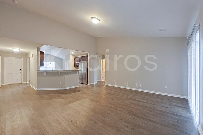 3 bed, 2.0 bath, 1565 sqft, $1,925 — Photo 4