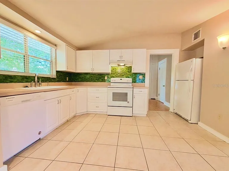 109 E Winter Park St — Photo 17
