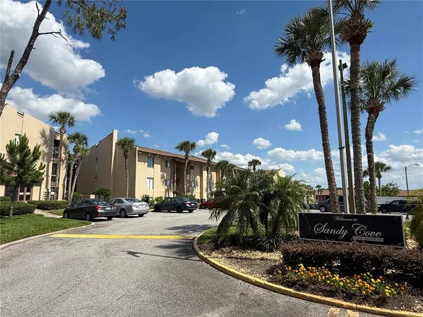 592 Orange Dr APT 142, Altamonte Springs, FL 32701