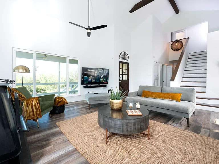 124 S Rainbow Ranch Rd — Photo 19