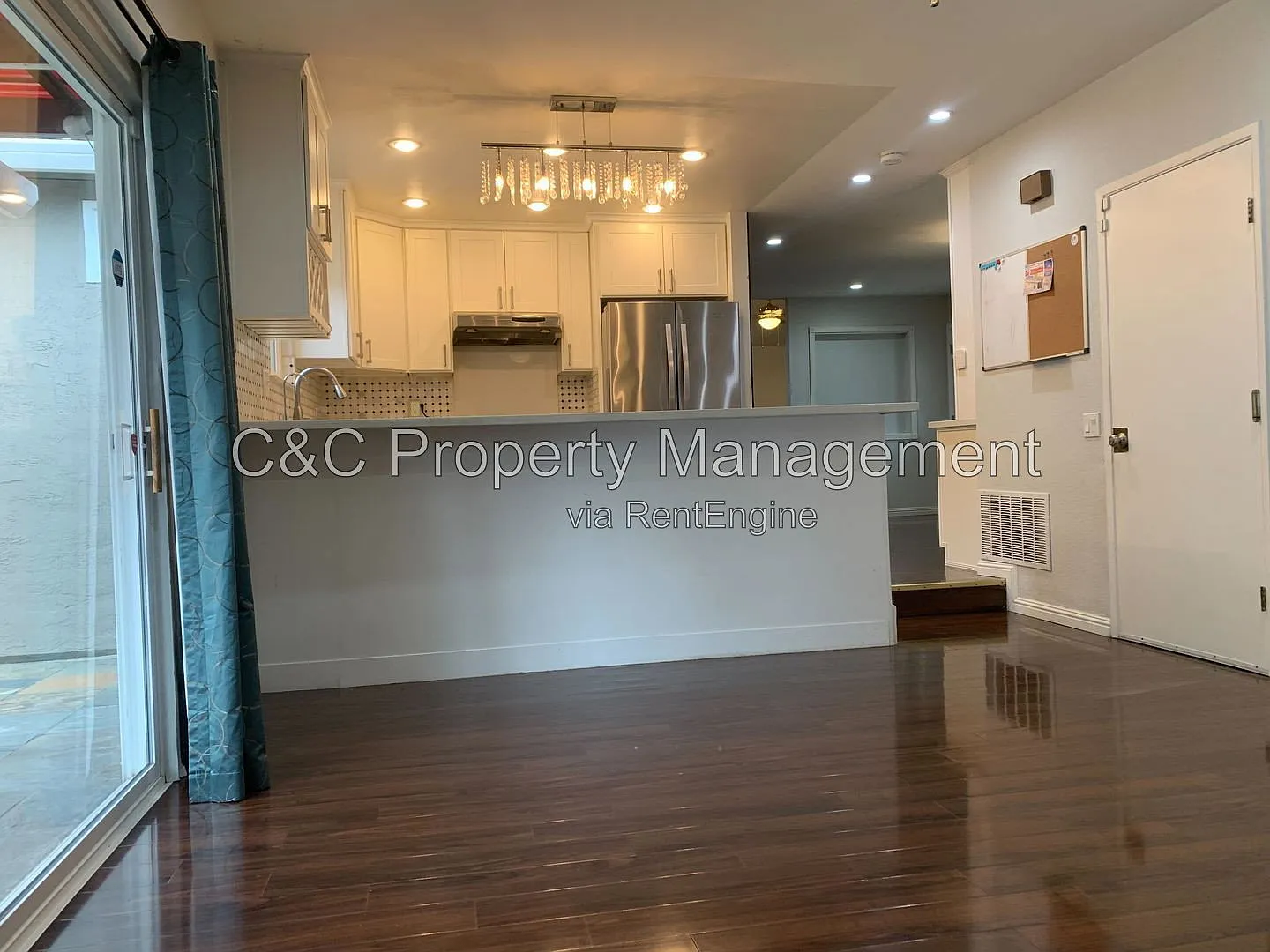 3 bed, 2.0 bath, 1501 sqft, $4,350 — Photo 4