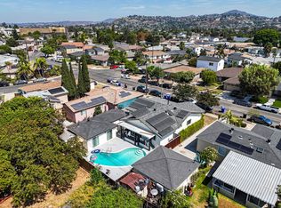 4946 63rd St, San Diego, CA 92115