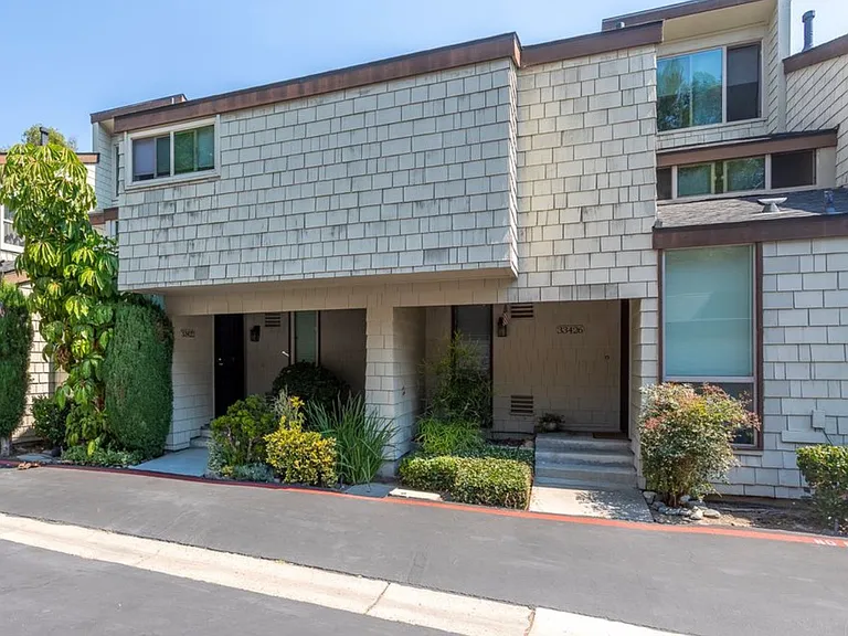 Valley View Ct — Photo 24