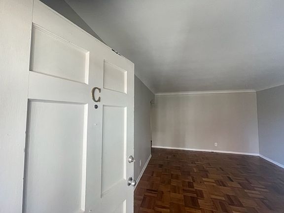 5th image of 5020 22nd Ave NE APT C