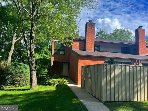 224 Deer Fox Ln, Lutherville Timonium, MD 21093