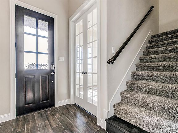 4th image of 9570 Hetta Dr