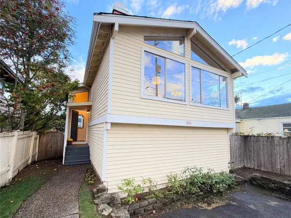 313 N 103rd Street, Seattle, WA 98133