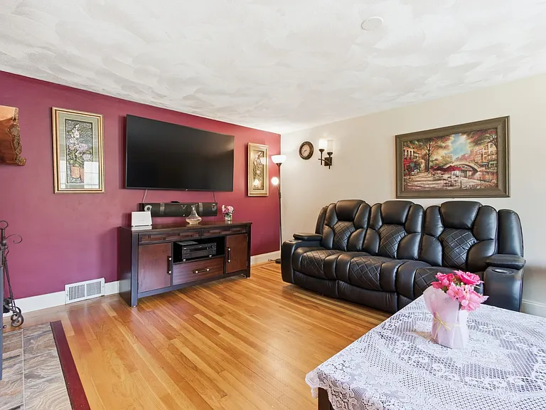 1799 Old Louisquisset Pike — Photo 12