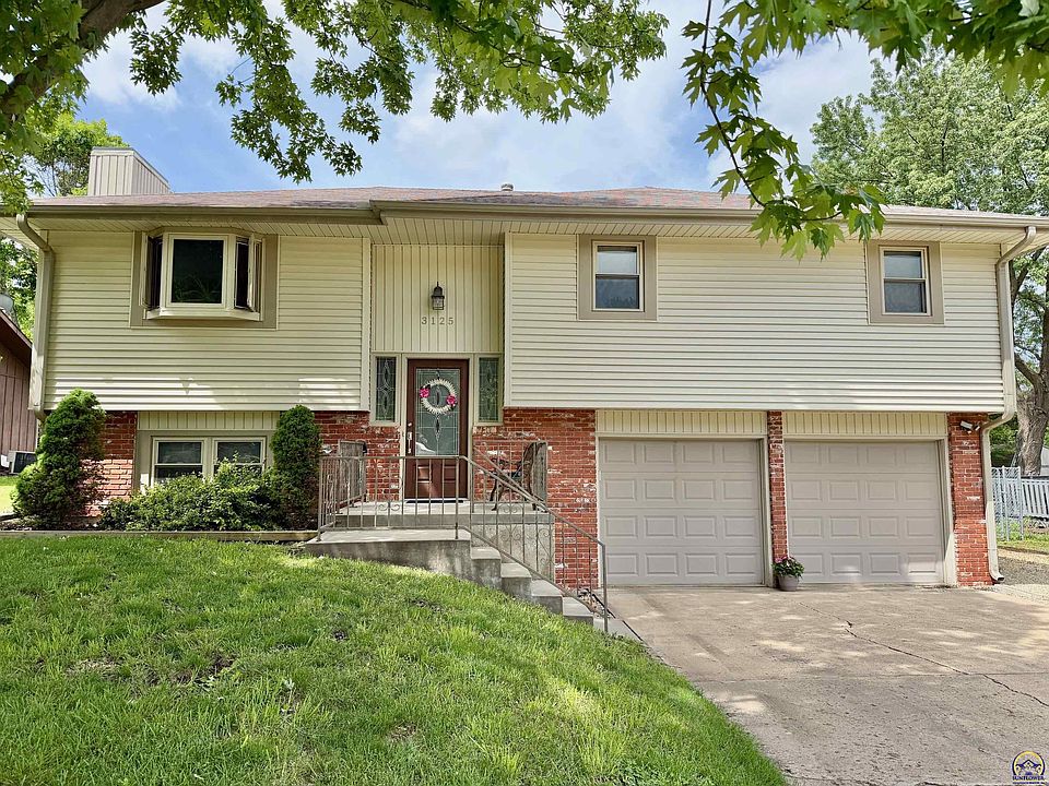 1st image of 3125 SE Eveningtide Way