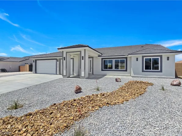 6920 Longmeadow Dr, Pahrump, NV 89061