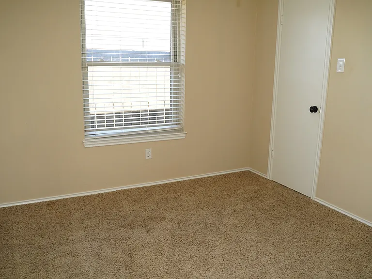 5009 Melbourne Dr #1 — Photo 15
