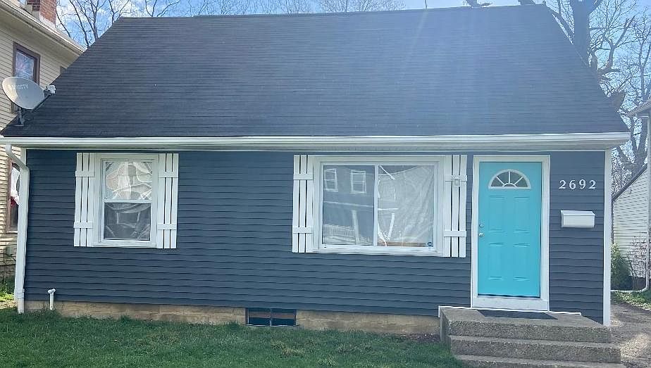 1st image of 2692 Fern Ave