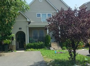 363 Ridge Ave, Lakewood, NJ 08701