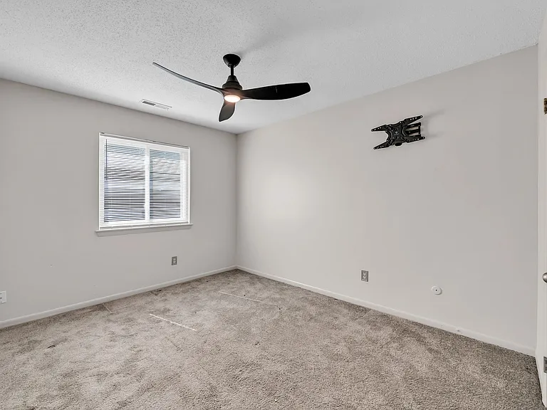 3829 Shooting Star Dr — Photo 15