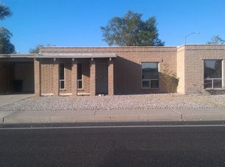 1126 N April Cir APT B, Mesa, AZ 85203