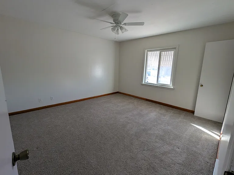 123 E Broadway St #1A — Photo 7