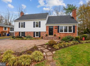 8419 Fort Hunt Rd, Alexandria, VA 22308