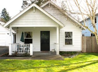 18468 Division Ave NE, Suquamish, WA 98392