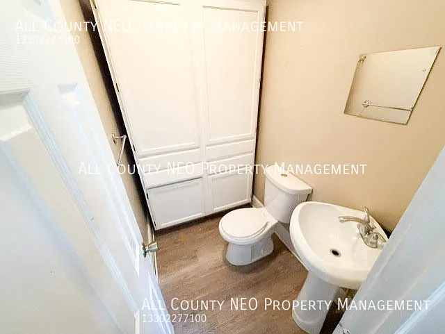321 Grace Ave — Photo 11