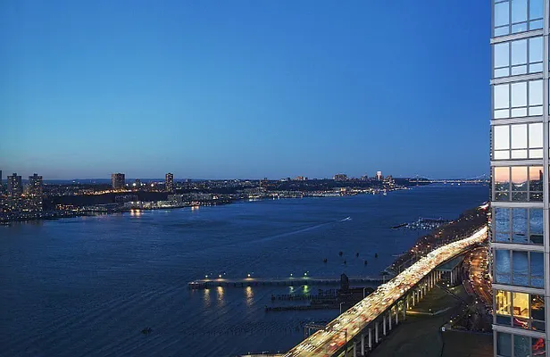 Rented by Compass | media 33