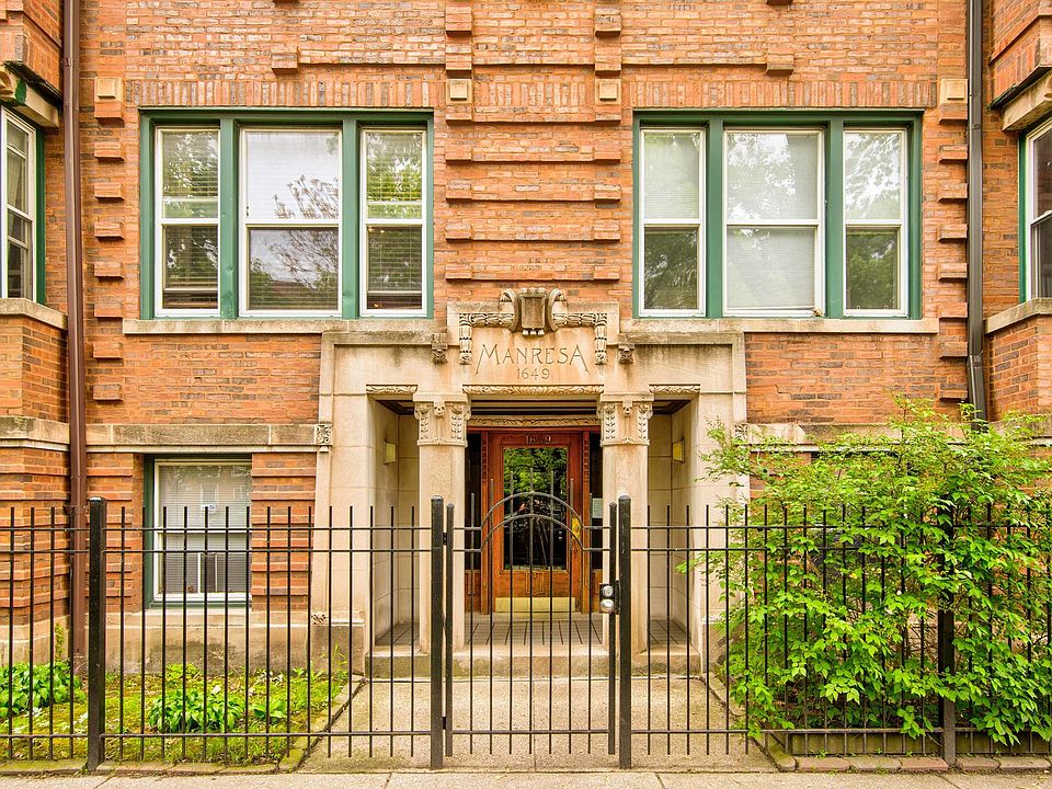 1st image of 1649 W Greenleaf Ave APT 1E