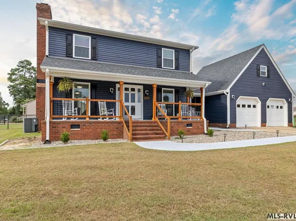 132 Carmichael Cir, Roanoke Rapids, NC 27870
