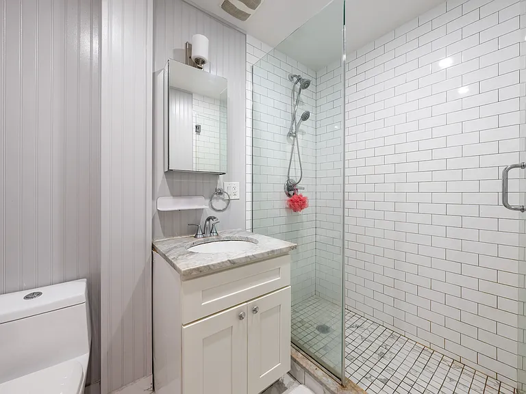 206 W 80th St #1E — Photo 10
