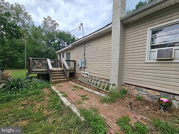 4th image of 348 Thompson Hollow Rd