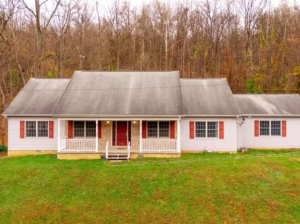 239 Smithtown Rd, Morgantown, WV 26508
