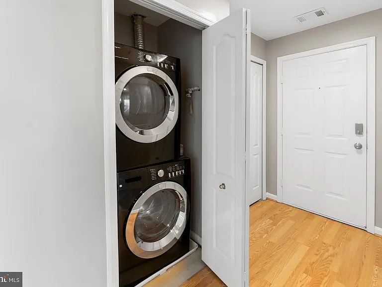 8921 Town Center Cir #5-305 — Photo 22