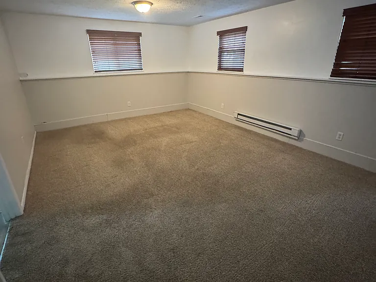 8895 Fairlane Dr — Photo 8