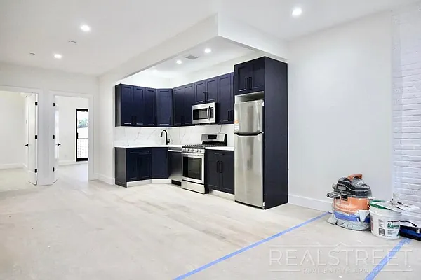 Rented by Real Street Inc | media 1