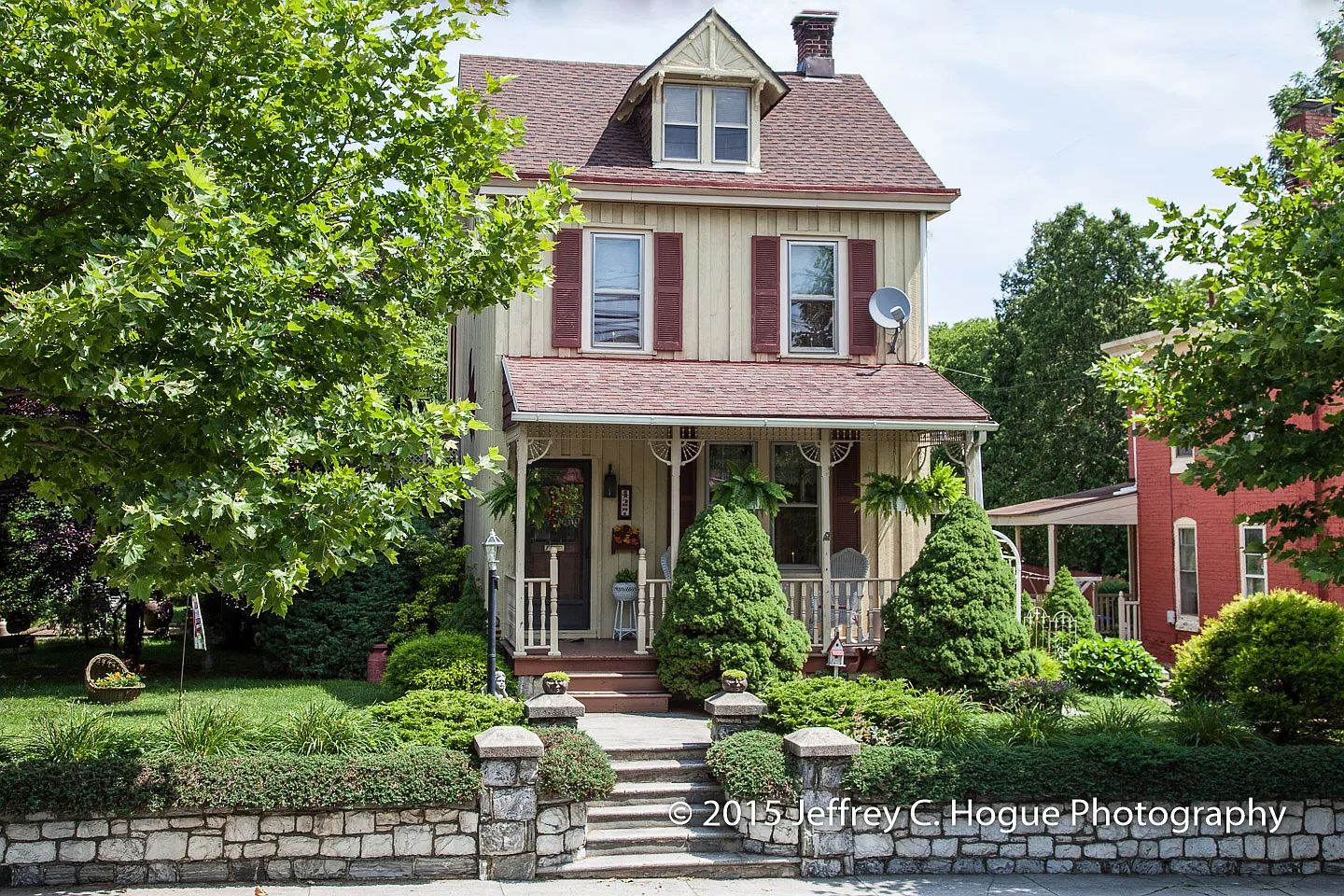 427 W Penn Ave photo 1