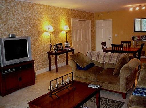 4th image of 10350 W Bay Harbor Dr APT 2P