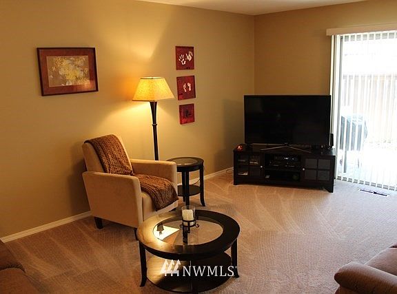 5th image of 364 F-5 Catherine Street