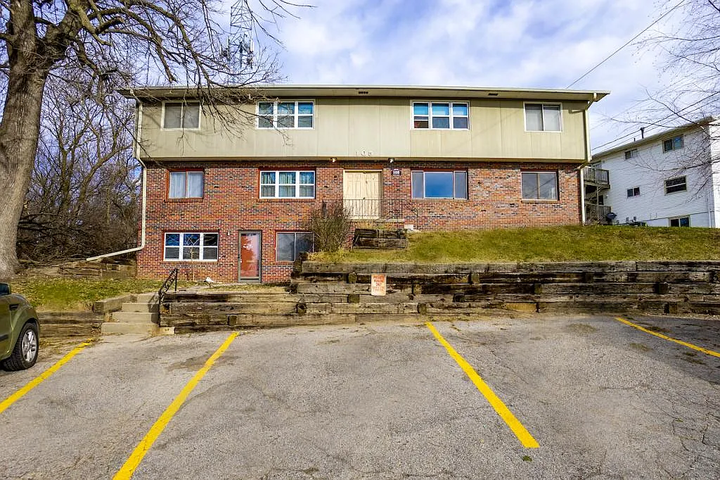 105 Lawre Cir #2 — Photo 1