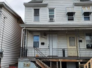 327 N Maple St, Mount Carmel, PA 17851